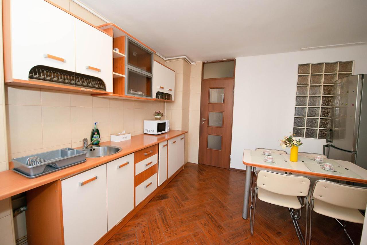 Stephanie Apartment-Centru Civic Braşov Exterior foto